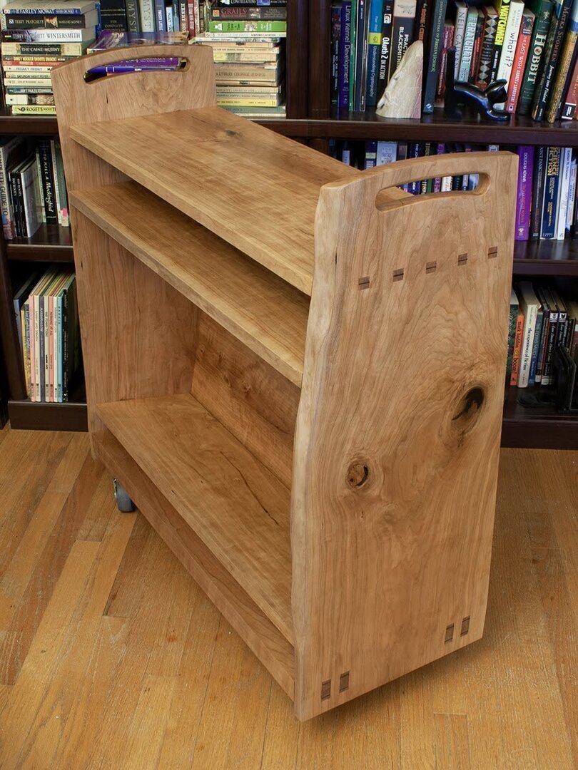 Figure 1. The finished cart.